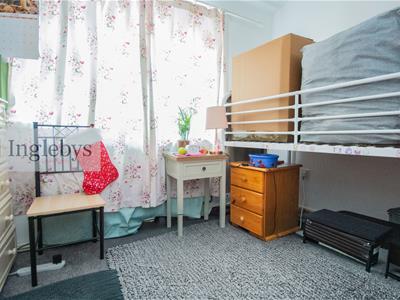 Picture 11